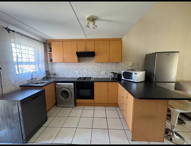 2 BEDROOM PROPERTY TO RENT IN SUNNINGHILL